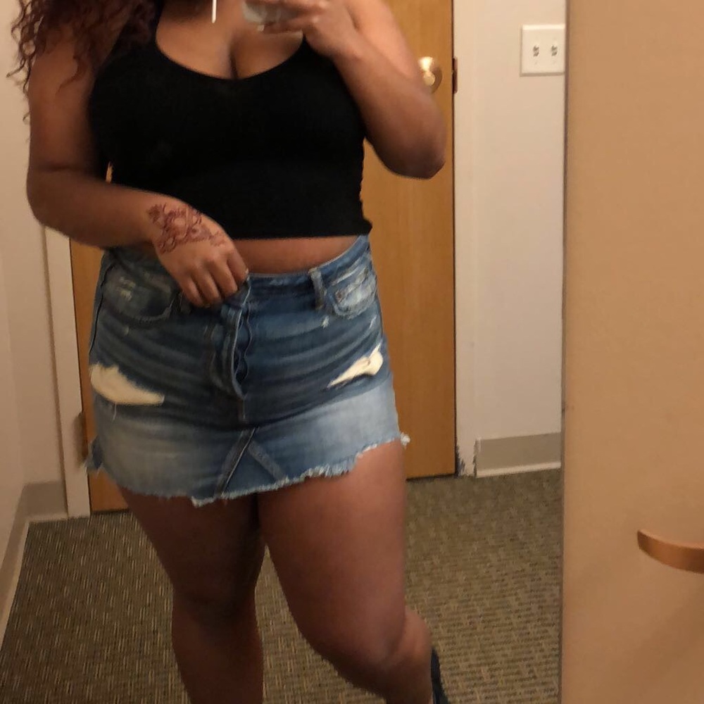 Distressed High waisted mini skirt